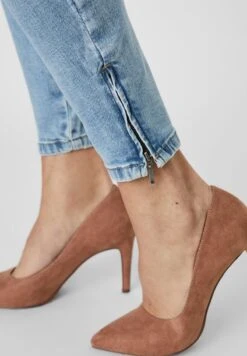 Noisy May Jeans Slim Fit - Light Blue Denim 11 Noisy May Jeans Slim Fit - Light Blue Denim -Fashion Verkauf 0dd34d95275746ccb6614ecda1e29a13