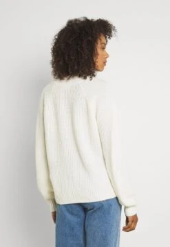 Noisy May NMTIMMY CARDIGAN - Strickjacke - Sugar Swizzle -Fashion Verkauf 3f3fc38a34e44c4f9a89d8df1fa3b338