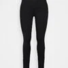 NMCALLIEHW - Jeans Skinny Fit - Black -Fashion Verkauf 4627e1ff08cf499b95fc58892c9a73c6