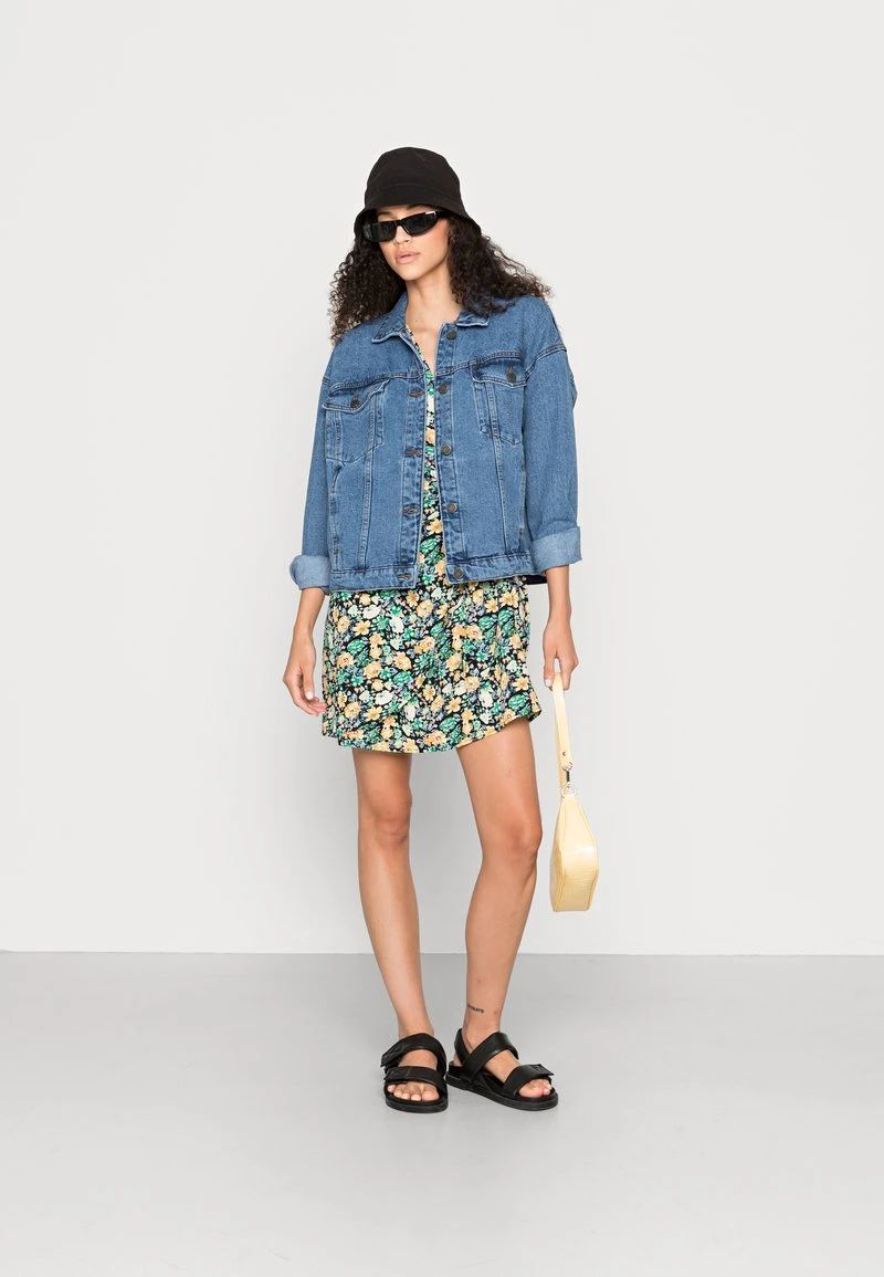 Noisy May NMMAY OVERSIZE JACKET - Jeansjacke - Medium Blue Denim 4 Noisy May NMMAY OVERSIZE JACKET - Jeansjacke - Medium Blue Denim - Image 2