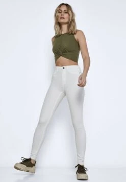 Noisy May NMCALLIE - Jeans Skinny Fit - Bright White 9 Noisy May NMCALLIE - Jeans Skinny Fit - Bright White -Fashion Verkauf 656414a4448a4064910abdd234823cc9