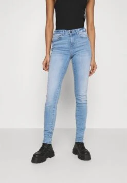 Noisy May NMLUCY - Jeans Skinny Fit - Light Blue Denim 13 Noisy May NMLUCY - Jeans Skinny Fit - Light Blue Denim -Fashion Verkauf 668549d050cc44b8b6eb5a035e493371 1