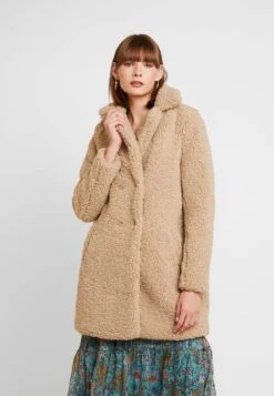 Noisy May NMGABI - Wintermantel - White Pepper