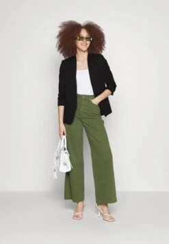 Noisy May NMTHEA OLIVIA - Blazer - Black -Fashion Verkauf 94148adb0ee0429d86b0e94f43276a80