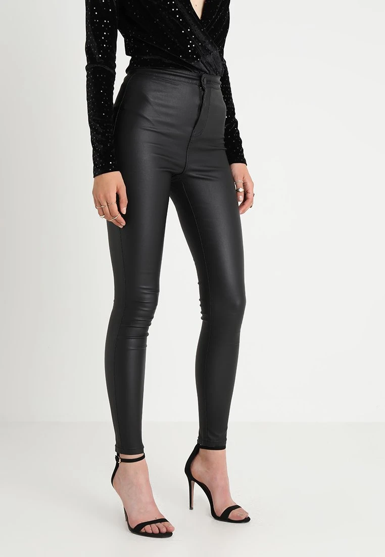 Noisy May NMELLA SUPER COATED PANTS - Stoffhose - Black 3 Noisy May NMELLA SUPER COATED PANTS - Stoffhose - Black