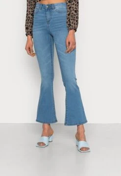 Noisy May Flared Jeans - Light Blue Denim -Fashion Verkauf a74dd790cea144bdb731e0d3d04b729c