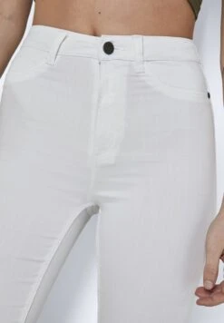 Noisy May NMCALLIE - Jeans Skinny Fit - Bright White 12 Noisy May NMCALLIE - Jeans Skinny Fit - Bright White -Fashion Verkauf bc335948e12e43ed8a72ac6925a1c54b