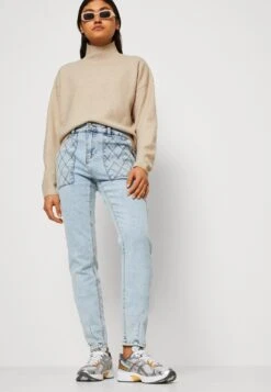 Noisy May NMJULY HW MOM - Jeans Slim Fit - Medium Blue Denim 12 Noisy May NMJULY HW MOM - Jeans Slim Fit - Medium Blue Denim -Fashion Verkauf e8ac67f6b97647b795cfcfab473b33be