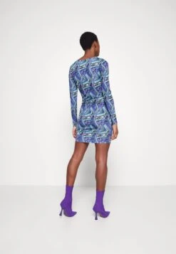 Noisy May NMDOLORES SHORT DRESS - Freizeitkleid - Deep Blue -Fashion Verkauf ec6f715345cf47d4876cab3f521c7afb