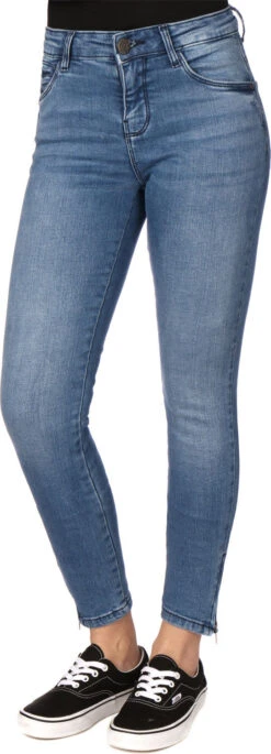 Noisy May Jeans NMKimmy W In Light Blue Denim