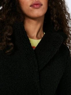 Noisy May Teddymantel "Gabi" In Schwarz -Fashion Verkauf noisy may teddymantel gabi in schwarz 4